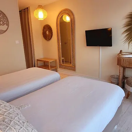Hotel Tennis International Agde Exterior photo