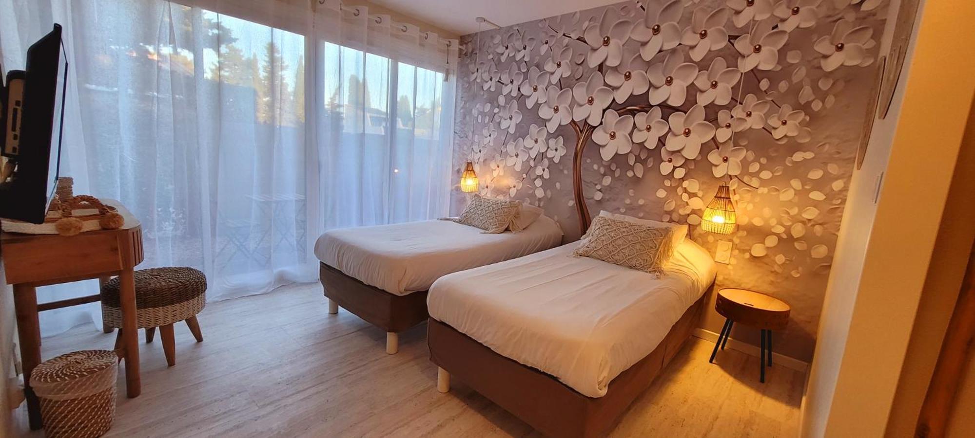 Tennis International Hotel 3*